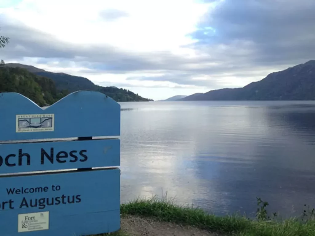 Descubre el enigma del lago Ness mitos leyendas y misterios